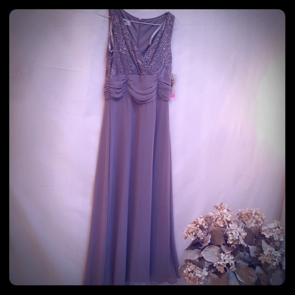NWT Patra formal gown sz 8 DOVE GRAY sleeveless
